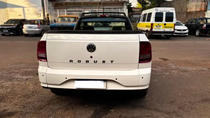 Volkswagen Saveiro Robust 1.6 Total Flex 16V 2025