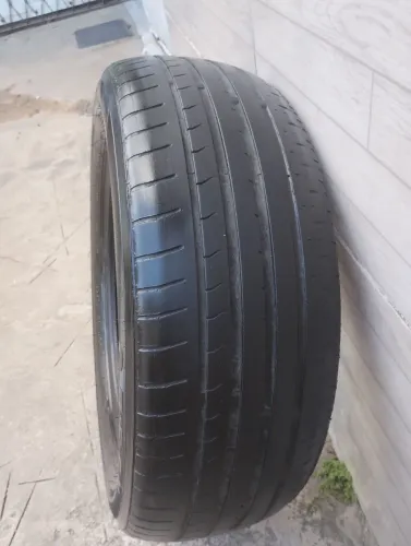 Pneu aro 15
