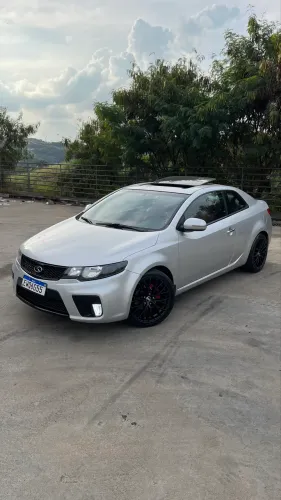Kia Motors Cerato Koup 2.0 16V Aut. 2012