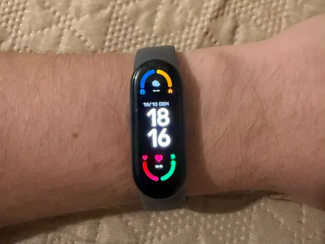 Xiaomi Mi Band 6 + 3 Pulseiras + Carregador | Excelente Estado