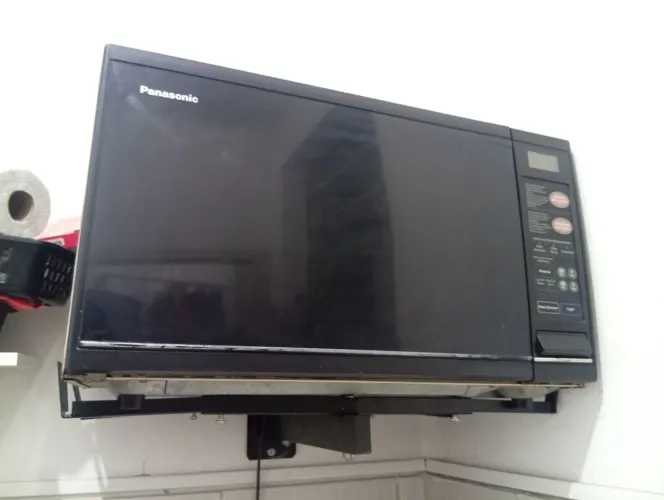 Microondas Panasonic (grande)