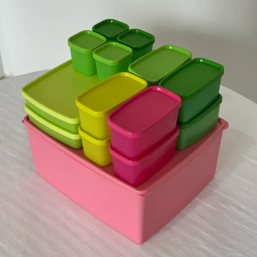 Mini jeitosinhos + caixa espaçosa tupperware