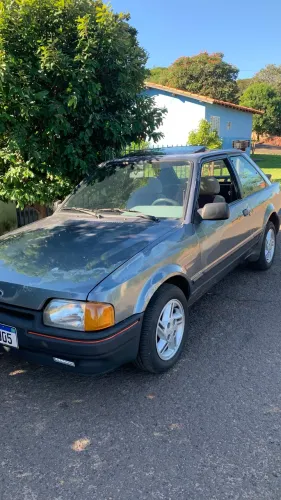 Ford Escort XR3 1.8 / 1.6 Beneton/form./laser 1987