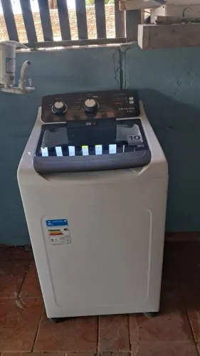 Vendo máquina de lavar Electrolux 13 kg em perfeito estado