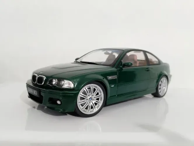 Miniatura BMW M3 E46 1/18 Solido