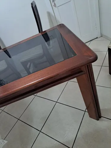 Mesa com 6 cadeiras mogno madeira