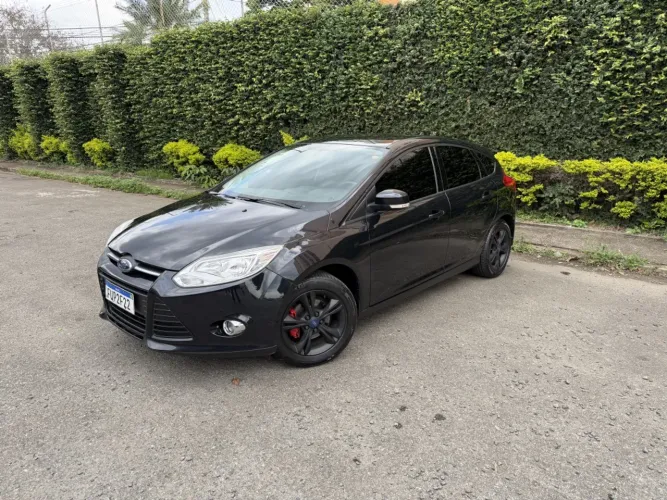 Ford Focus 1.6 S/se/se Plus Flex 8v/16v 5P 2015