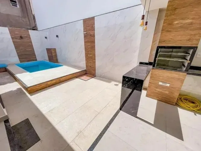 casa a venda na vila Guilhermina - PG com 98m 2 dormitórios piscina 3 vagas