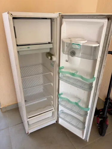 Geladeira palito