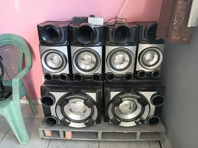 Som