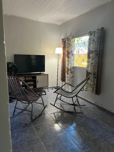 CASA 03 QUARTOS COM GARAGEM NA VILA DA PRATA, ACEITA FINANCIAMENTO R$ 235 MIL