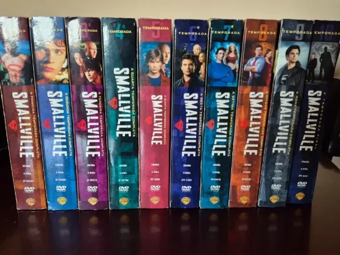 Box DVD Smallville - Coleção Completa 10 Temporadas