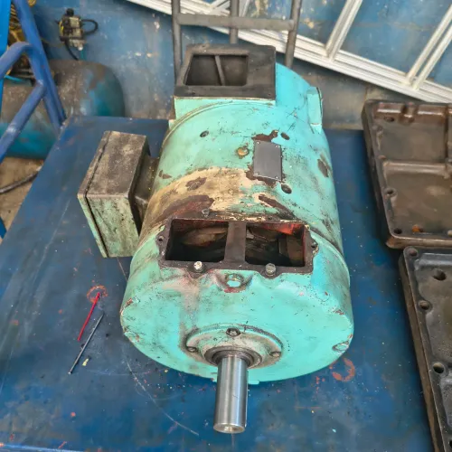 Vende-se servo motor siemens torno Index GE 42 