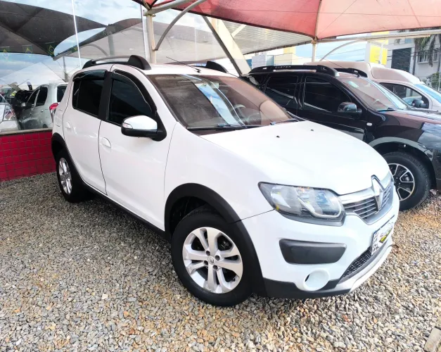 Renault Sandero Stepway Flex 1.6 16V 5P 2016