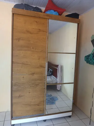 Guarda Roupa