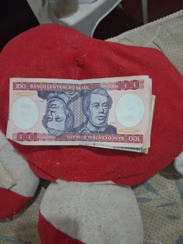 Dinheiro antigo vendo
