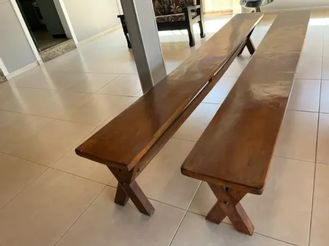 Bancos para mesa de madeira (R$400 cada)