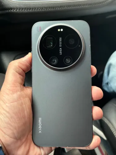 XIAOMI 17 ULTRA - 16GB 512GB - 2 SEMANAS DE USO - NA CAIXA
