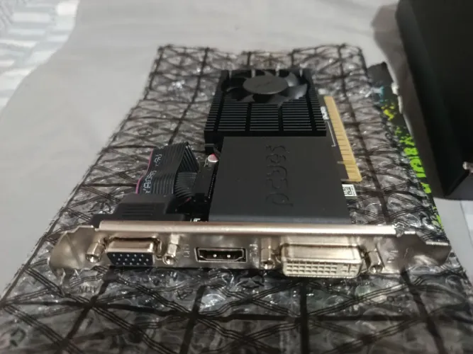 Geforce G210