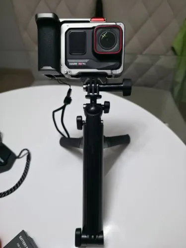 Insta360 Ace Pro Leica + Kit Completo | 2 Baterias | 128GB v30| Muitos Acessórios