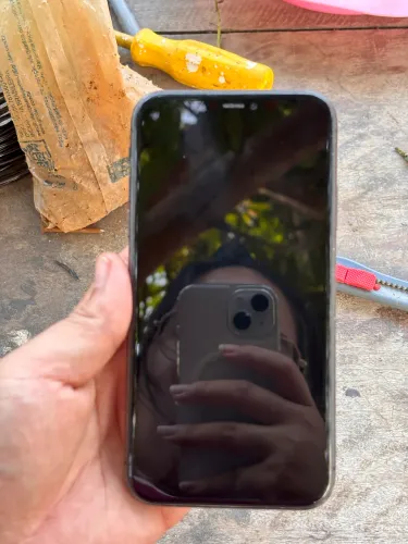 iPhone 11 