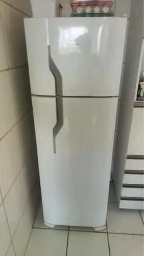 Geladeira eletrolux