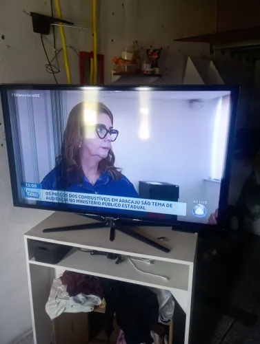 Tv smart 49 polegadas não tá pegando wi-fi