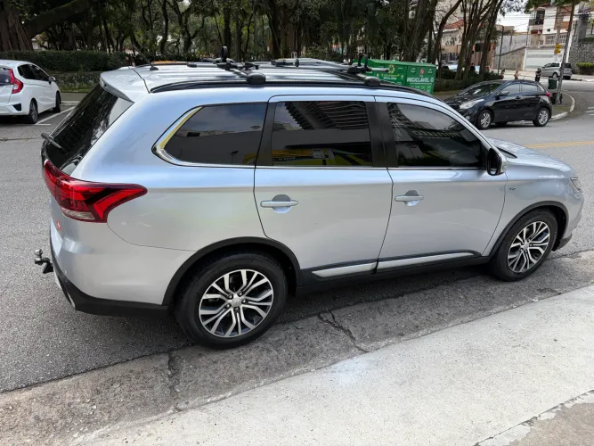 Mitsubishi Outlander 3.0/ GT 3.0 V6 Aut. 2016