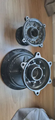 Vendo cubo dianteiro tornado 250 original