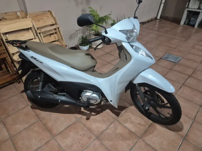 Honda Biz 125 nova