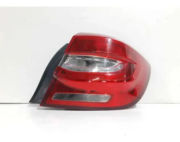 Lanterna Traseira Direita Renault Sandero 2021 265500504r Direito/passageiro Vermelho