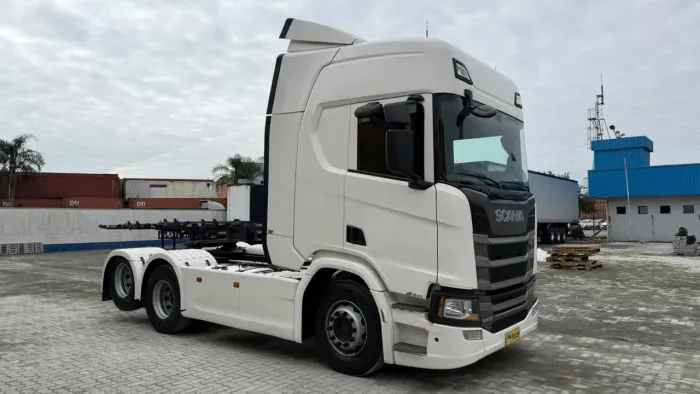 Scania R450 SCANIA HIGHLINE TRUCADO- 2023 2022/2023 Valentim Caminhões
