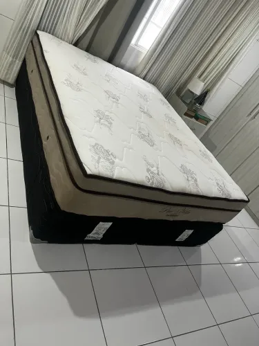 Cama de casa king size