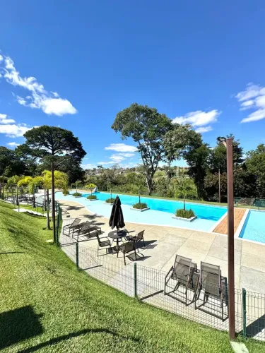 Terreno à venda, com 220m2, no Jardins Versalhes, Pólo Empresarial Goiás, Aparecida de Goi