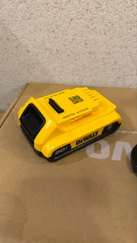 DeWALT BATERIA 20v 2Ah - original - nova