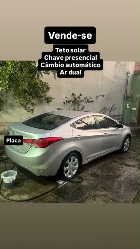 Hyundai Elantra GLS 1.8 16V Aut. 2012