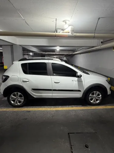 Renault Sandero Step. Easy R H-power 1.6 8V 2015