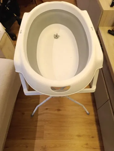 Banheira de bebê dobrável e portátil da Safety 1st