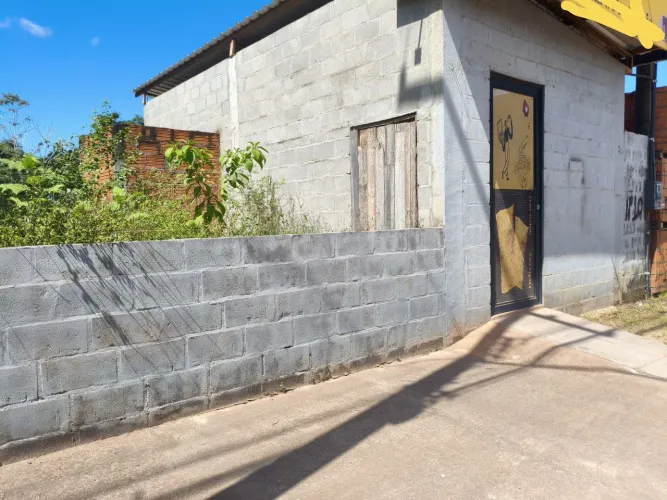Vendo Terreno com ponto comercial