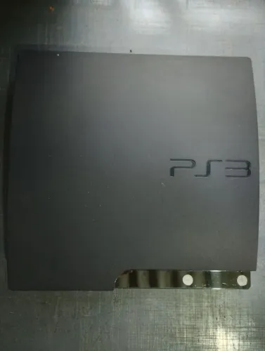 Ps3 com 17 jogos e 4 controles