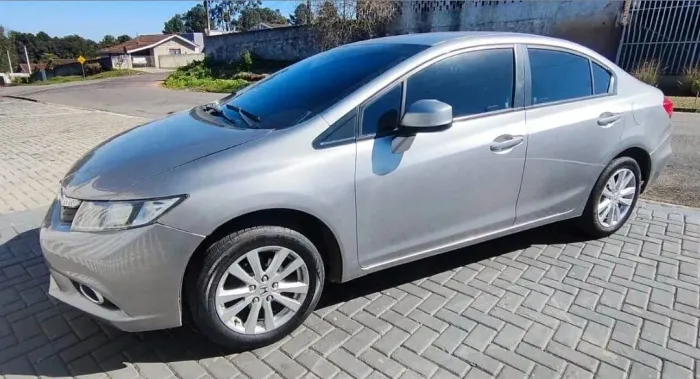 Honda Civic Sedan LXS 1.8/1.8 Flex 16V Aut. 4P 2014