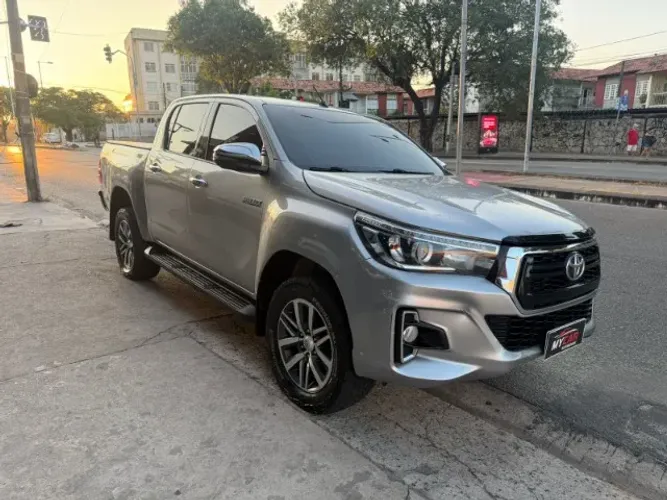 Toyota Hilux CD SRV 4X4 2.8 TDI Diesel Aut. 2019