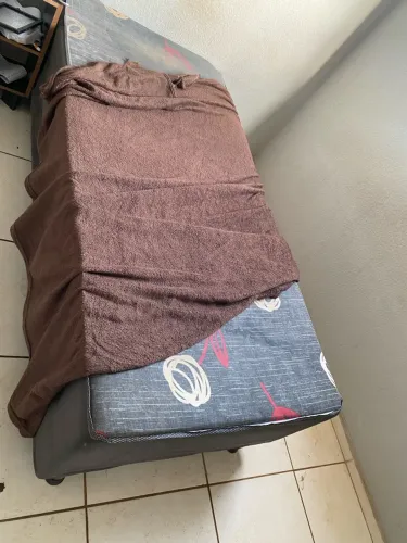 Vendo fogão e cama por 300