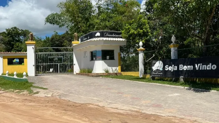 Vende terreno no Condomínio em Coroa Vermelha