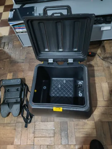Baú 100 Litros Com Suporte Universal Icbras Motoboy Entrega
