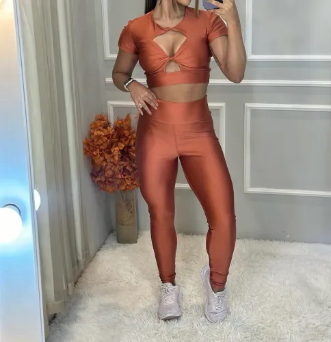 Vendo Conjunto Cropped e legging fitness