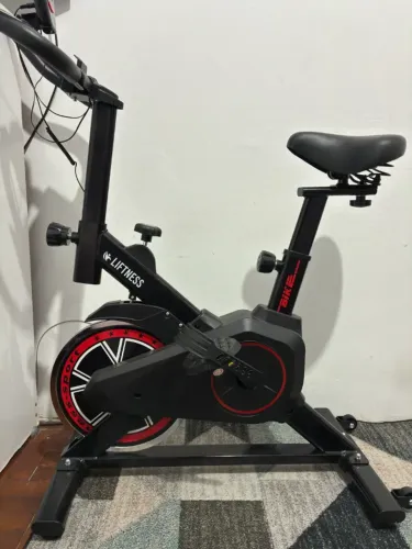 Lacrada - Bicicleta Ergométrica Spinning Profissional Liftness Academia Sport 120 Kg