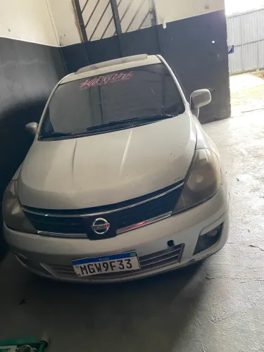 Nissan Tiida SL 1.8/1.8 Flex 16V Mec. 2008