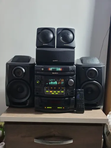 Mini system Gradiente. E-800AV
