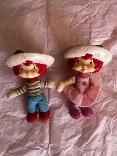 Boneca coleção moranguinho